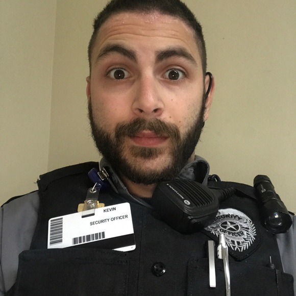 Meet your Posher, Kevin - Picture 5 of 6